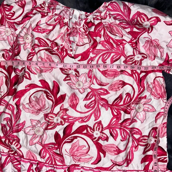 H&M Flair mini hot pink floral dress in a size XL. Light and airy. Very dainty - Picture 7 of 11